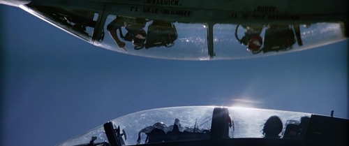 TOP GUN (1986) - Laws of attractionTony Scott / Jeffrey L. Kimball