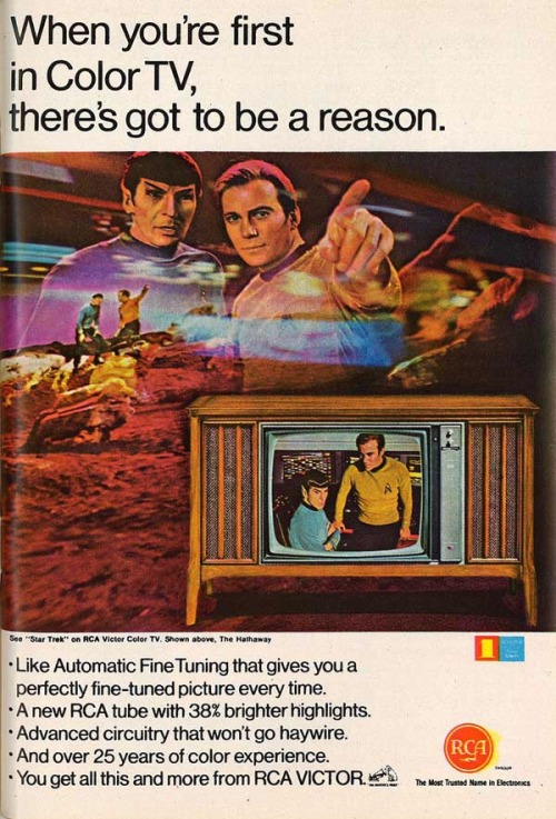 oldschoolsciencefiction:Or as Chekov would say it, RCA Wictor.