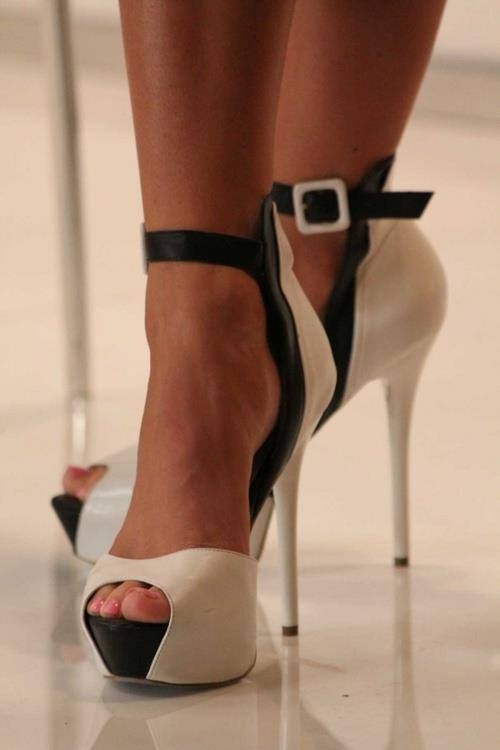 stella-starz:  bloodredsacrifice:  Hey.. These would make me taller don’t you think?  Taller and sexier, yes. Throw your flat shoes away! This is your new style from now on.