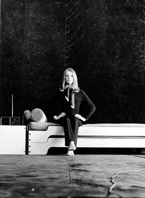 Rolf Heide, stacked bed, 1966.© Wohnbedarf. Source. Still available via Müller Möbelwerkstätten, Ger