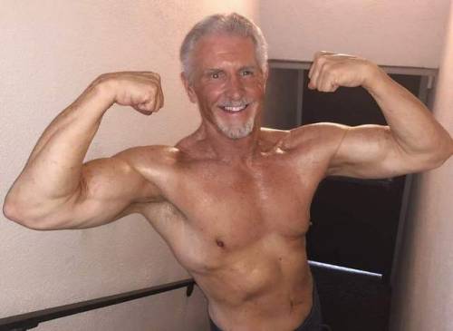 maschioni:che braccia daddy