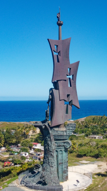 Estatua de Colón, Arecibo, Puerto Rico