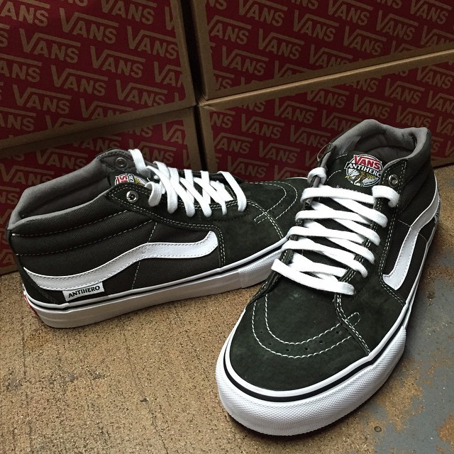 surfzonepuertorico.com — The Vans Jeff Grosso AntiHero sk8-mid pro. Bask...