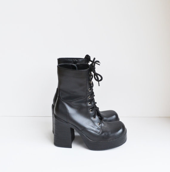 mudd chunky heel shoes