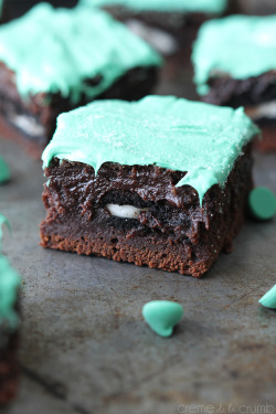 gastrogirl:  oreo stuffed mint chocolate