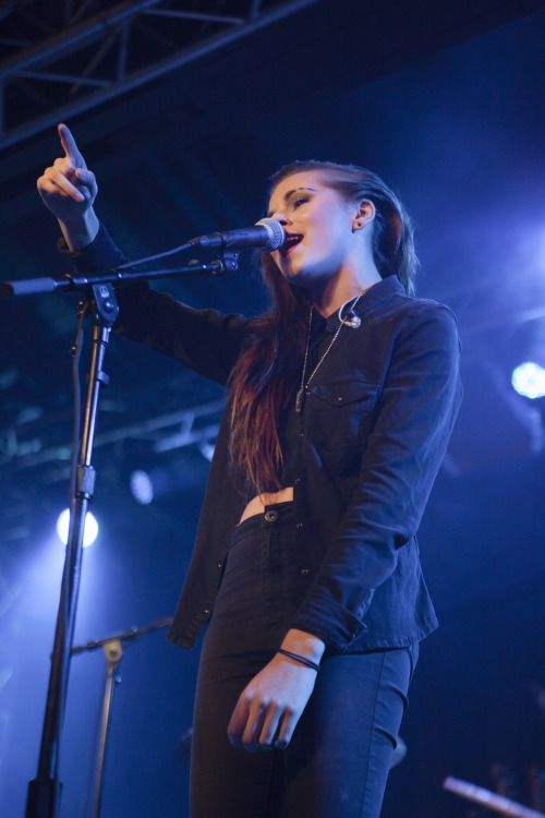 themusicobsession:  PVRIS  Long Island, NY  The Honeymoon Tour 10/16/14 Photos by Dani Sac