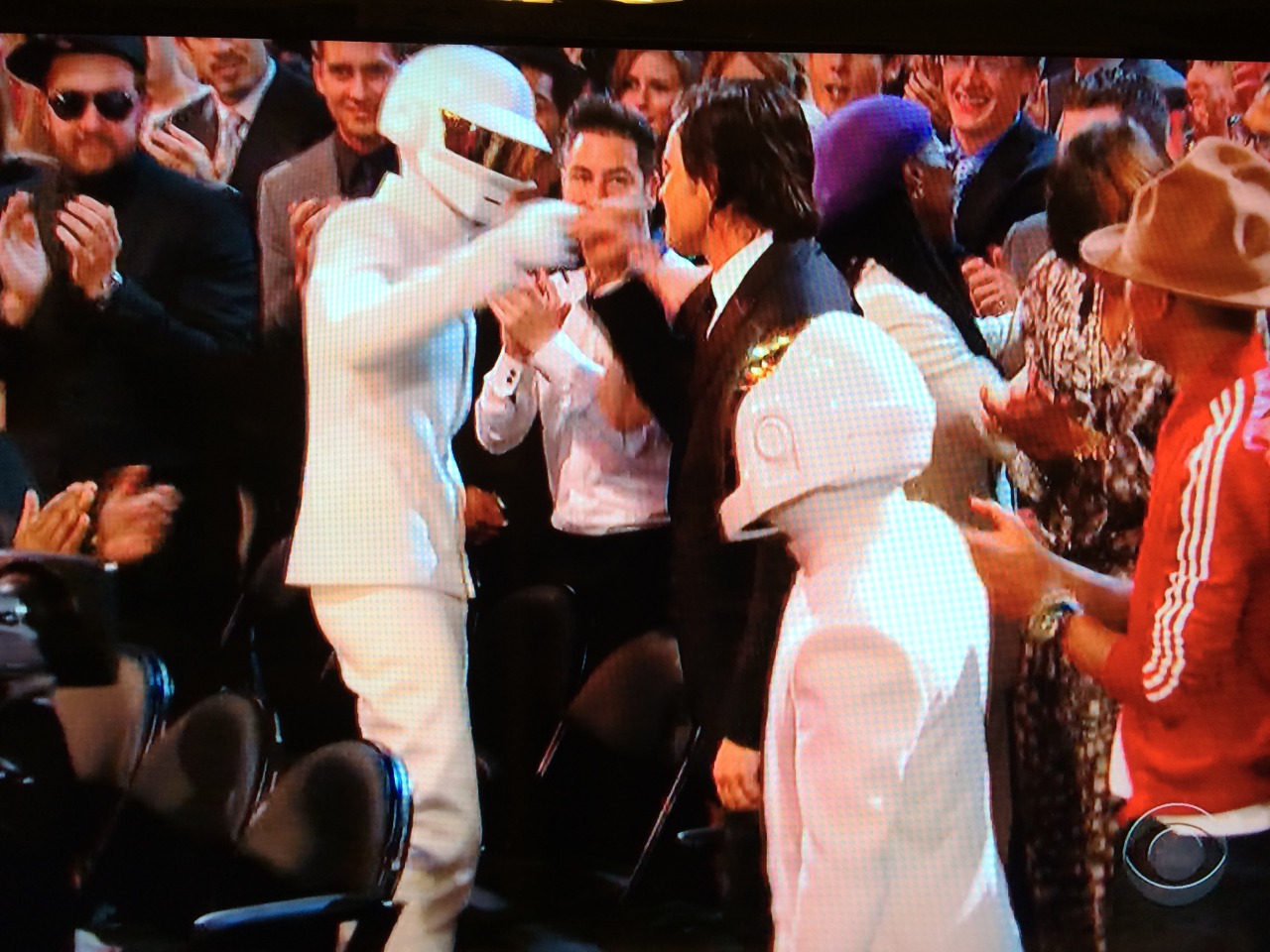 itslowrend:  Daft Punk wins Record of the Year! 