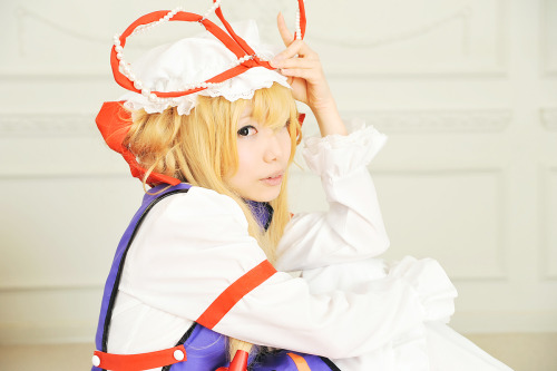 Touhou Project - Yakumo Yukari (Tenshi Myu) 1-10