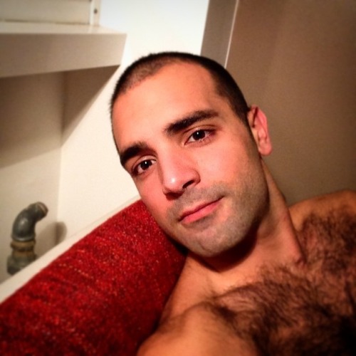 mrtoad202: kazhairy:  Instagram : de_paolo  I want to see his hairy backside  