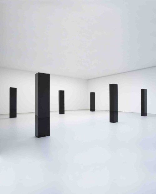 contemporary-art-blog: John McCracken, Six Columns, 2006