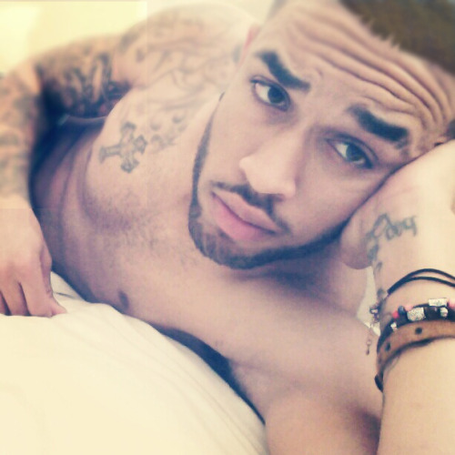 sexiassdude:  sexy af ;] 