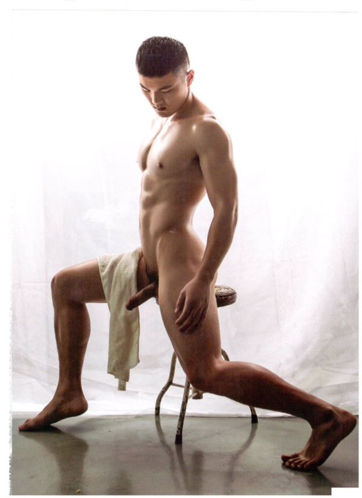 hornychineseboys:  This handsome Chinese boy is happy to show every part of his smooth