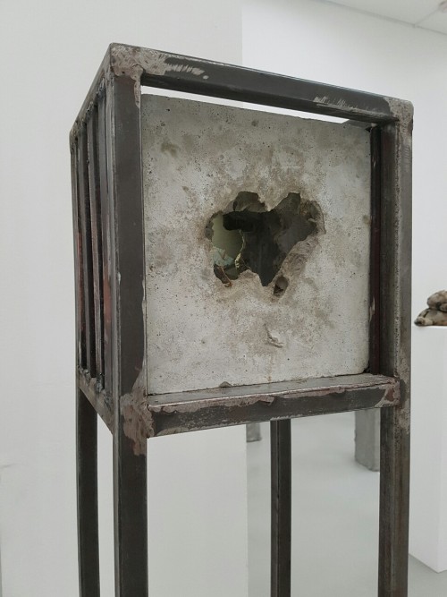 Concrete sculpture, acrylic, steel, 2016