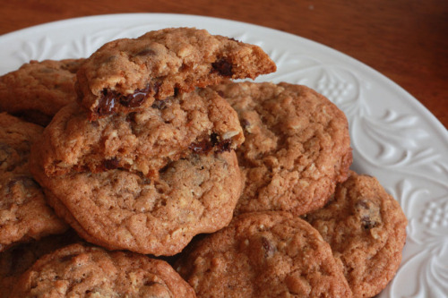 Whole Wheat Oatmeal Cookies via Daring Gourmet