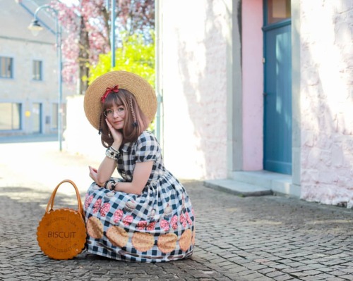 Me revoilà avec cette tenue, mais je l'aime tellement #emilytemplecute #lolitafashion #angelicprett