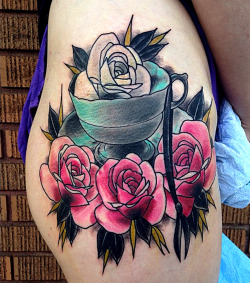 thievinggenius:  Tattoo done by luckyxtattooist.
