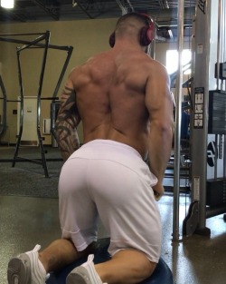 hispanicbooty10:  rbn_fitness