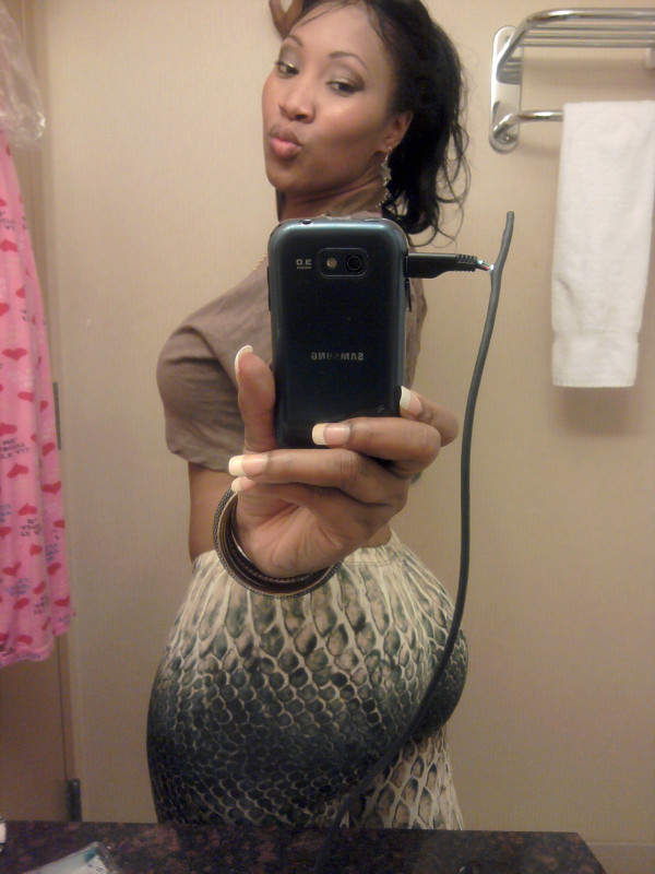 badbroads:  http://badbroads.tumblr.com/ TJ’s Bad Broads: The # 1 Source For The
