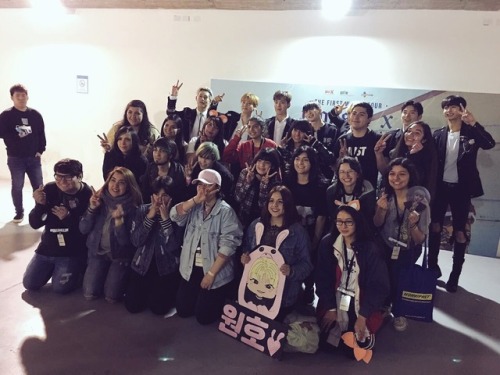 170914 @Noi_X Twitter Update (Hi-Touch &amp; Group Photo in Santiago)