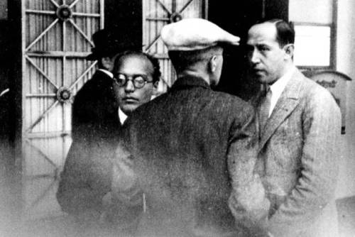 The Three penny Opera by  Bertolt Brecht  and  Kurt Weill Staatliches Kammertheater  1930  Lotte Len