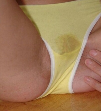 1988xxtahi:  “Like and share”Wet moist panties..🔥👩👧👱💦💦👙👅👅☺👌