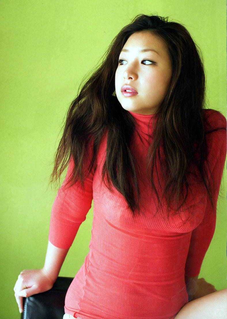 i-really-love-women:  Ayaka Sayama 佐山彩香