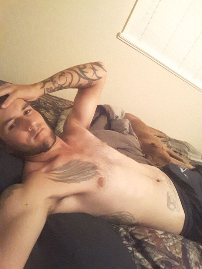 dirtyredneckmen:  Please Follow us!  Straight White Thugs- http://straightwhitethugs.tumblr.com/Dirty