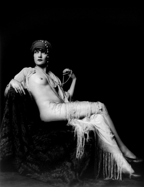 Alfred Cheney Johnston© – Alice Wilkie – 1925