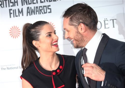 charlidos:Tom Hardy and Charlotte Riley at the BIFA ceremony tonight! 