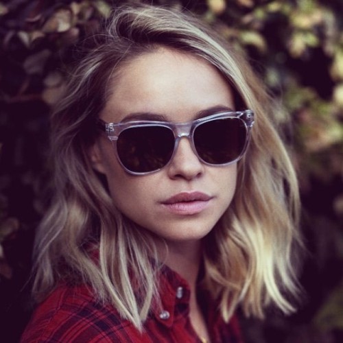 dailytobin:  @becbecbobec: Loving my new @Reds_USA sunnies! 👓  