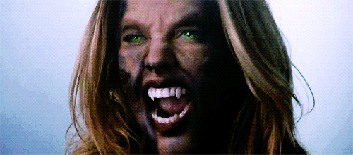 teenwolf:  Just incase you forgot that Kate is a psychotic pyromaniac, we’ve got