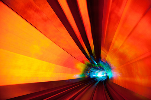 leslieseuffert:  Jakob Wagner (b. 1985, Germany) Sightseeing Tunnel 