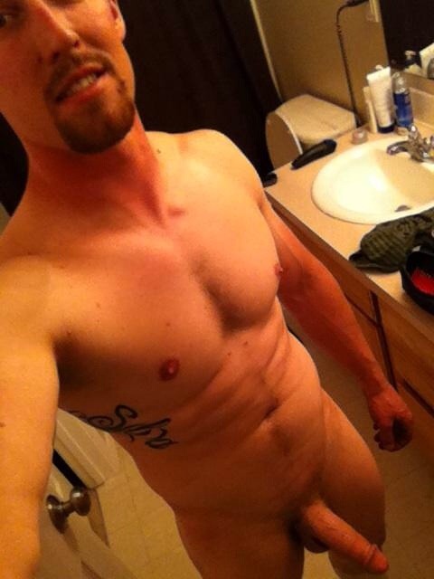 mystraightfriend:  Mystraightfriend.tumblr.com 