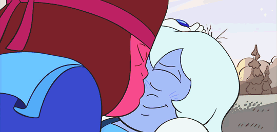 giffing-su:  Rupphire + Kisses