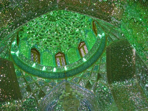 culturenlifestyle:  Stunning Mosque Decorated In Millions Of Mirror and Glass Shards Which Reflect Light Shah Cheragh is one of the most stunning mosques that can be found on the planet, with its sparkling glass encrusted walls. Located in Shiraz, Iran,