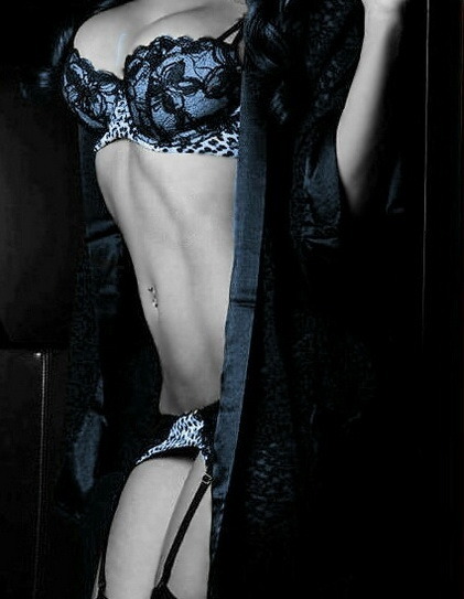 sexy-in-stockings:  Stockings