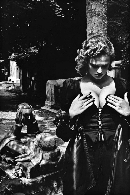 20th-century-man: Helmut Newton / model at the Tomb of François-Joseph Talma, Cimetière du Père-L