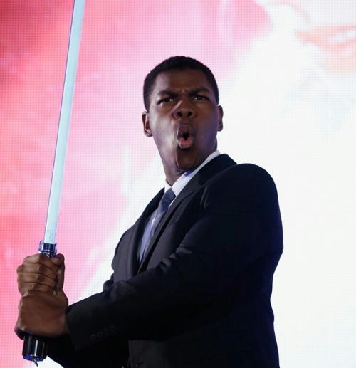 finnapologist:John Boyega promoting Star Wars: The Force Awakens (2015)
