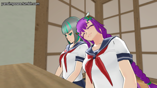 A rare occurrence: Homu smiling.Because the lack of these girls on this blog is a crime + this new l