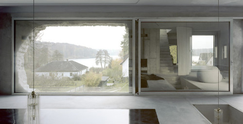 subtilitas:  Brandlhuber+ - Anti-villa, conversion of a former storage building for a garment company, Krampnitzsee 2014 (prev). Via archdaily, domus, photos © Erica Overmeer.  Keep reading 