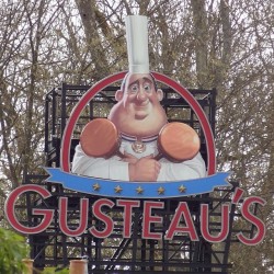 ilovedisneylandparis:  gusteau’s sign has