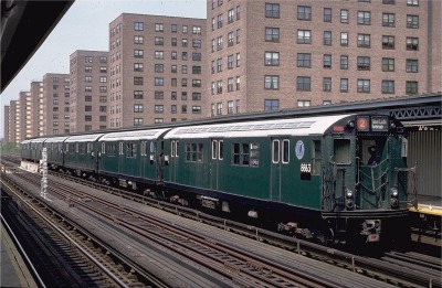  @mtasubway #2train #Brooklyn #eastnewyork #irtbrooklynline #r33 #nyc #nyct #nyctrains #nyctransit #mta #mtatrains #mtasubway #nycsubway #juniusstreetstation #year1987