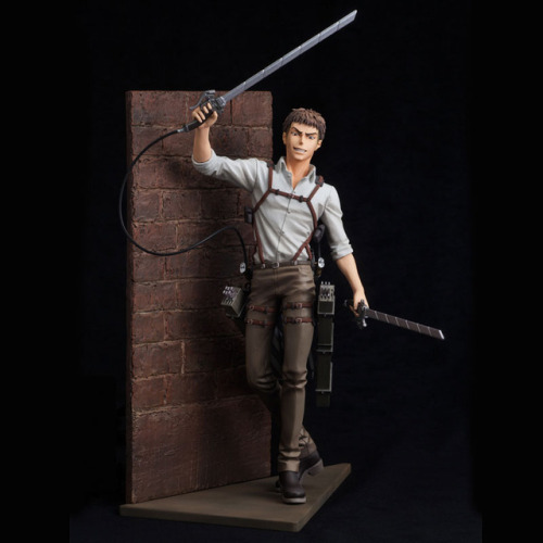 snkmerchandise: News: Union Creative mensHdge Jean Kirschtein Technical Statues (No. 31 Survey Corps Version & No. 31+ Shingeki Version) Original Release Date: July 2017Retail Prices: 18,144 Yen each Union Creative has released final images of