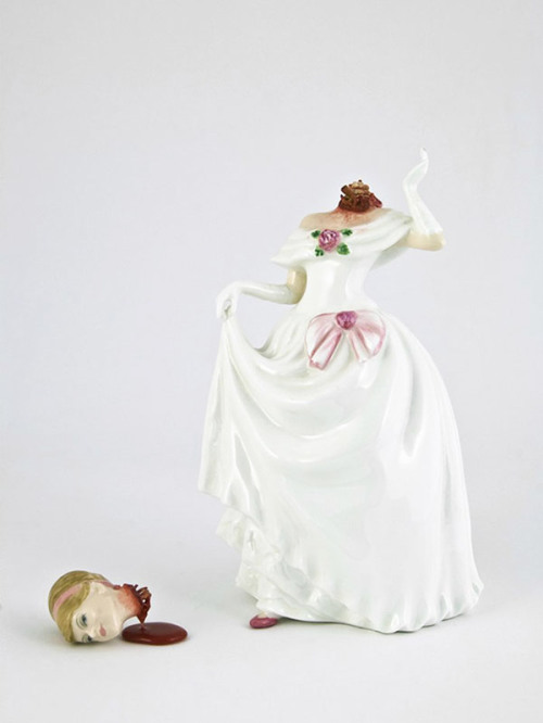 owmeex:  Jessica Harrison’s Gutsy Porcelain Exhibition 