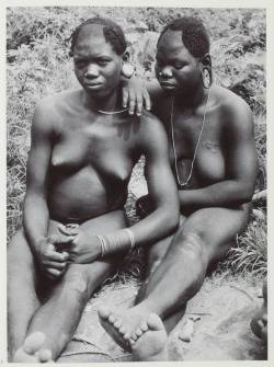 Nigerianostalgia:  Mumuyeh Women In Kwojji, Nigeria. 1950S 