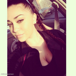 allthickwomen:  Bianca Iannizzotto