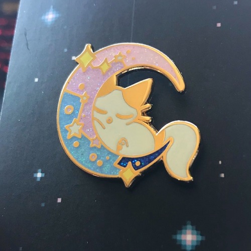 celihime: PINS CAME IN!! They’re gorgeous….I’m so grateful to the many people who helped with the ki