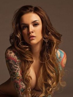 we-require-more-tatooed-girls:  More @ http://we-require-more-tatooed-girls.tumblr.com