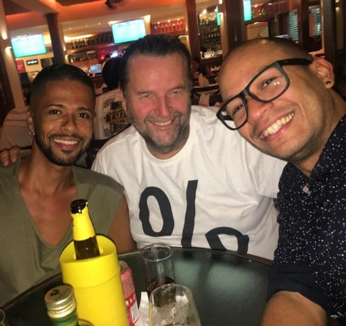 #recife #brasil #happy #friends #gay #gaycouple #bestfriend #gaybrasil #gaylatino (em Ilha Dos Navegantes)