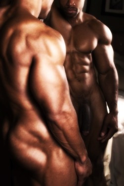 titaniumtopper:  bbx5:  MORE BLACK DUDES HERE…   http://titaniumtopper.tumblr.com/archive